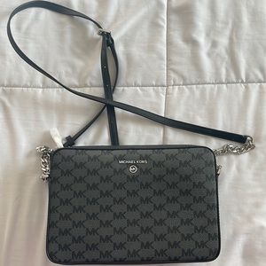 New Michael Kors Crossbody Purse